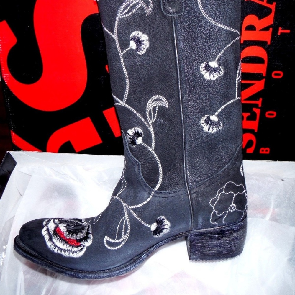 Runway Sendra, Spain, leather boots. IT 40 US 9
